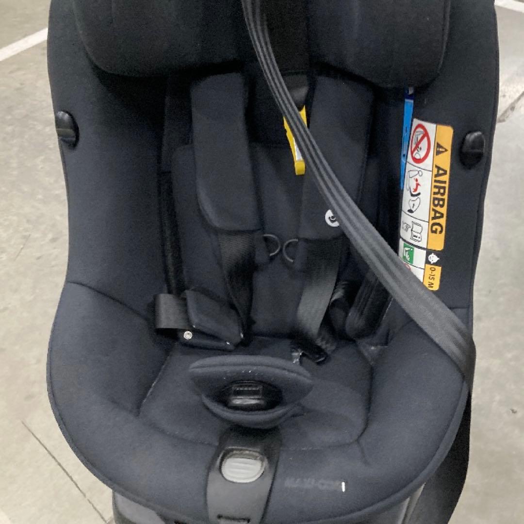 美品　MAXI-COSI チャイルドシート アクシスフィックス プラス