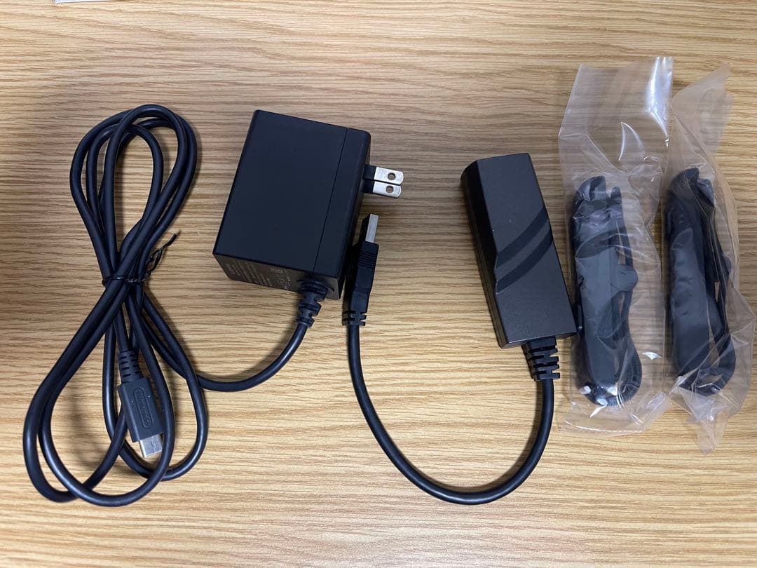 【動作確認良好！】Nintendo Switch 本体 + コントローラ付き！