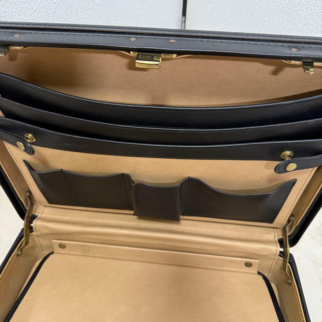 ハートマン　アタッシュケース　オールレザー　A4収納　ダイヤルロック　黒