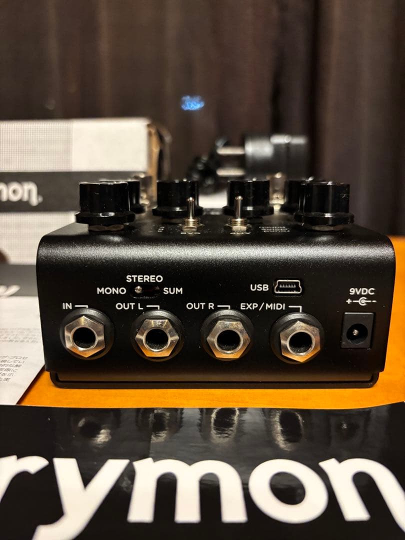 【美品】strymon IRIDIUM ギターエフェクター