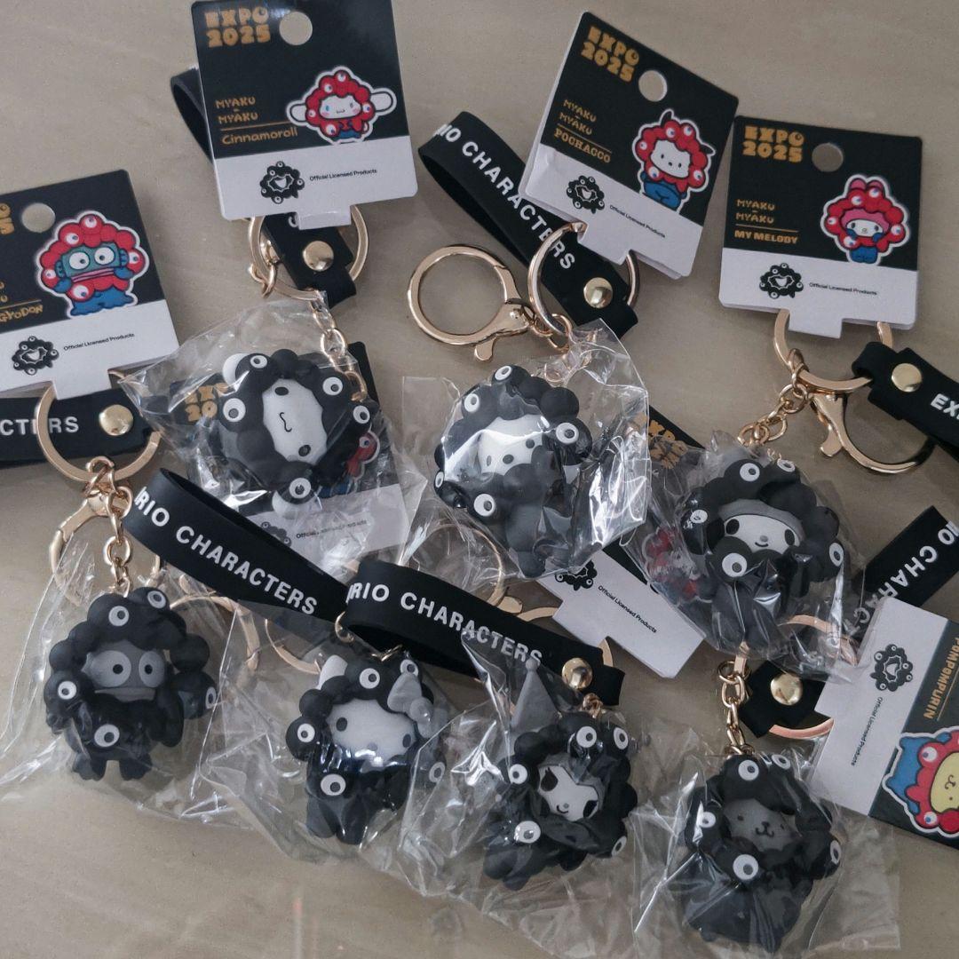 サンリオ　黒ミャクミャク　コラボ　万博会場限定　丁寧梱包　防水対応　販売実績有