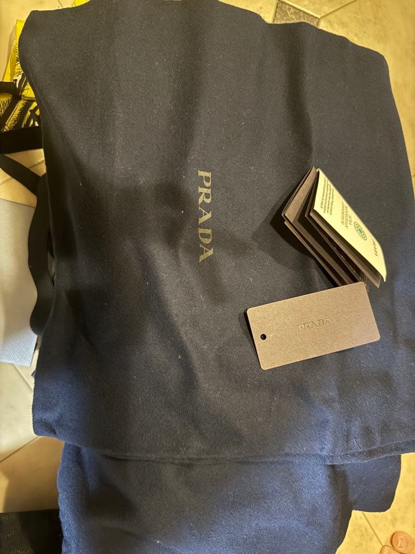 プラダ　ブラッシュドレザー　レースアップシューズ　サイズ6