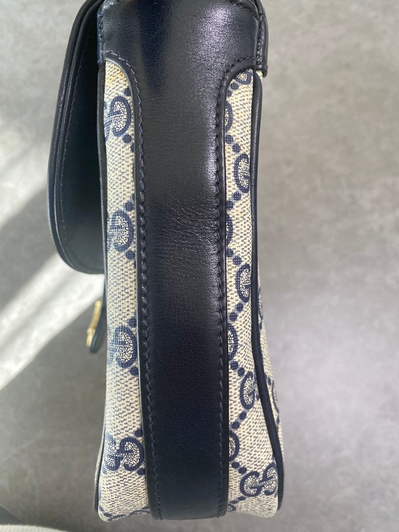 GUCCI GGパターン ショルダーバッグ ネイビー/アイボリー