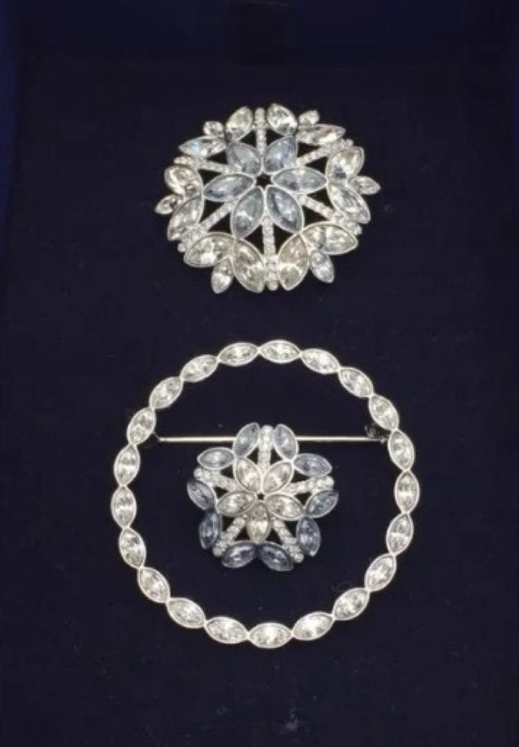 SWAROVSKI スワロフスキー コサージュ ブローチ 3点セット 箱付き