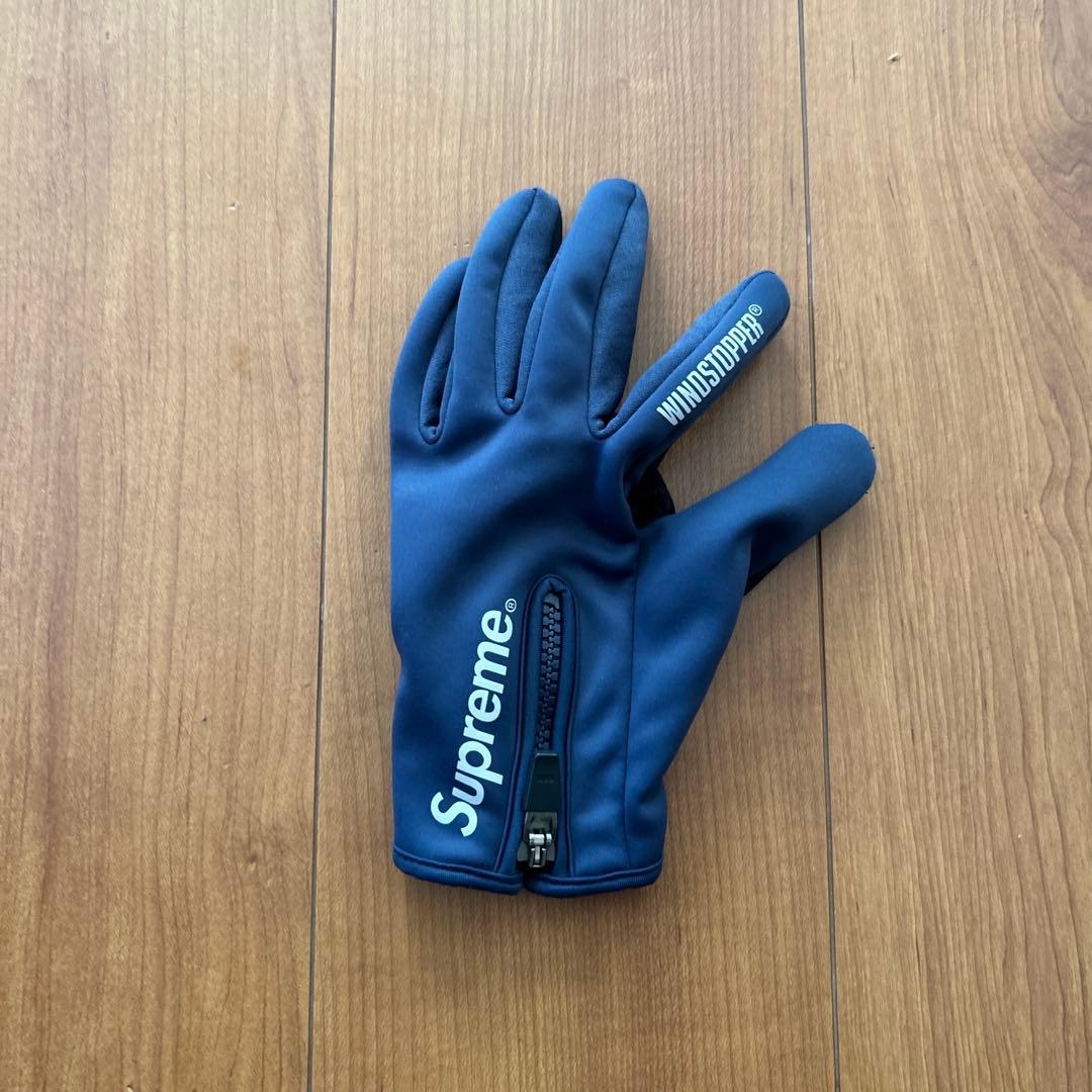 Supreme WINDSTOPPER Zip Gloves Navy 左手側 - メルカリ