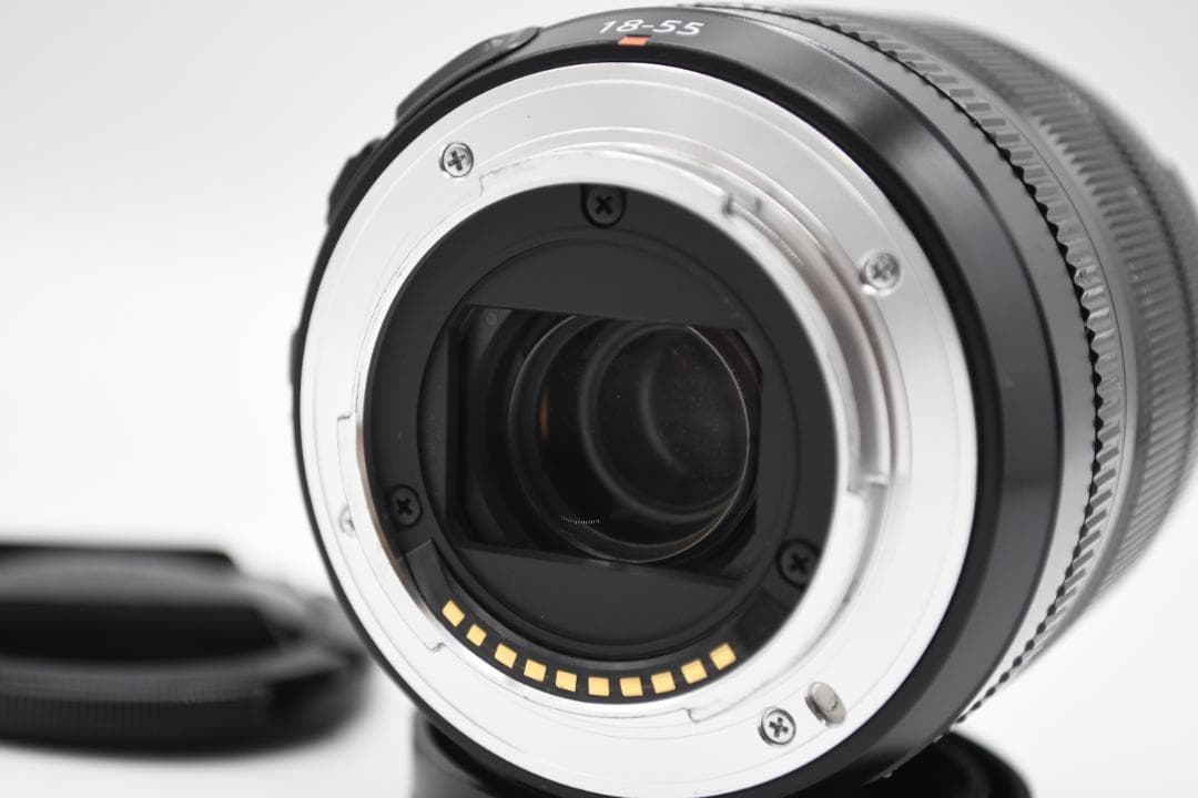 【美品】富士フィルム　XF 18-55mm F2.8-4 R LM OIS