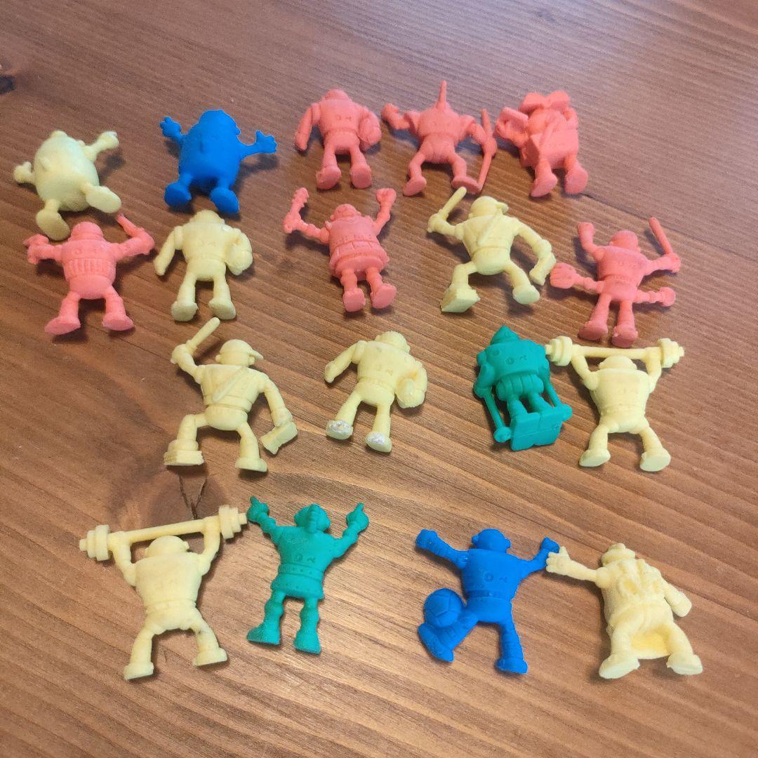 キャラクター消しゴムおまとめ・昭和レトロ・消しゴム - メルカリ