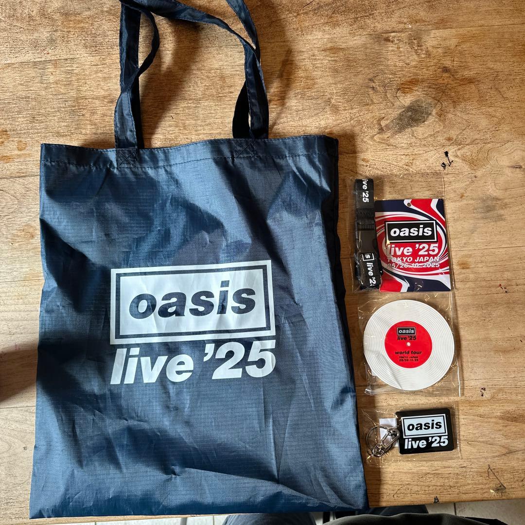 oasis live '25 グッズセット - メルカリ