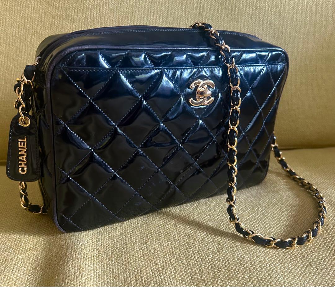 CHANEL ブラック パテントレザー チェーンショルダーバッグ ヴィンテージ