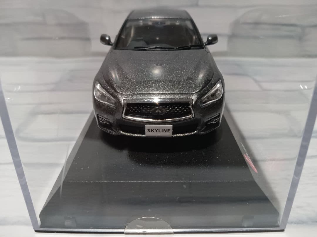 1/43 京商　日産　スカイライン　350GTハイブリッド　ミニカー　グレー