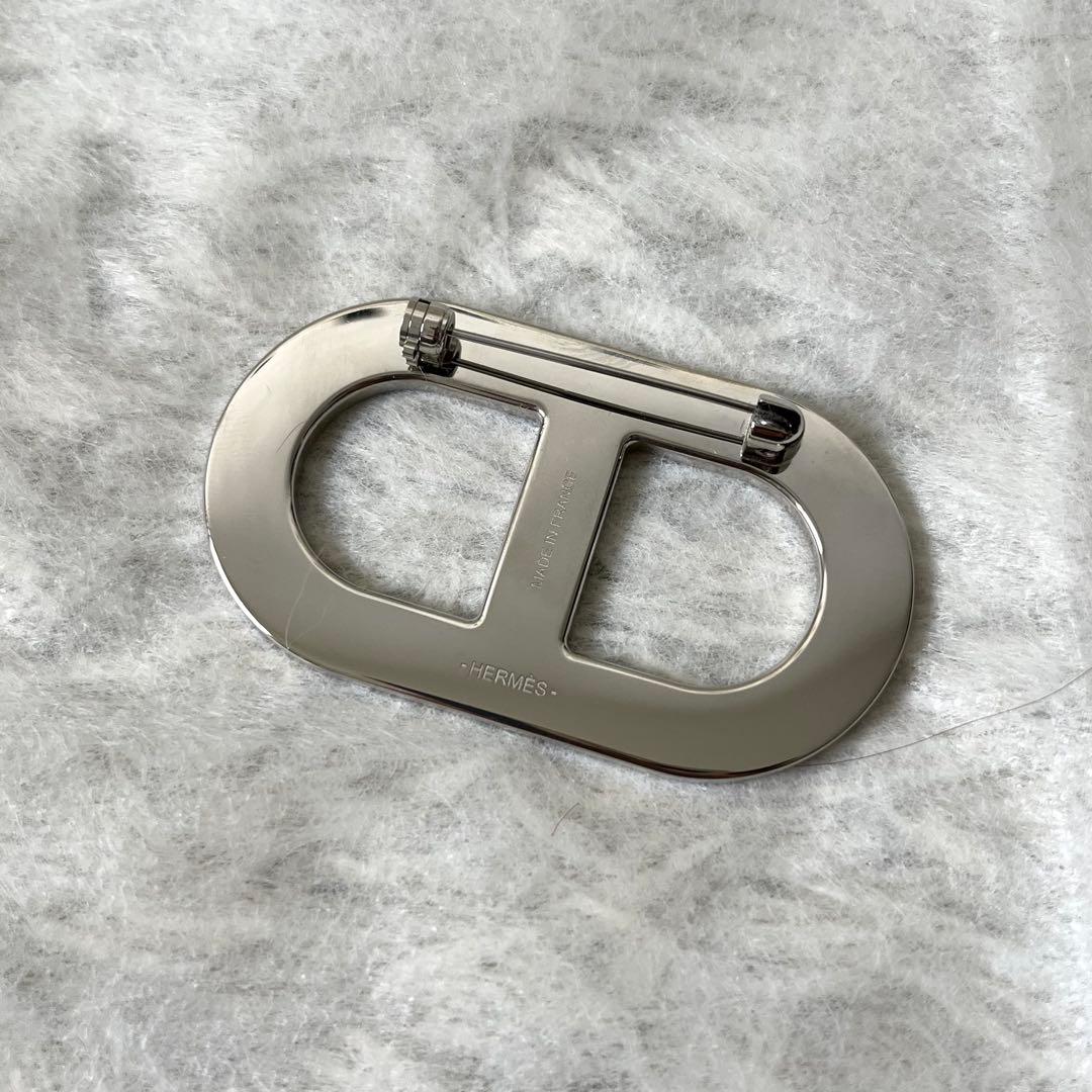HERMES シェーヌダンクル バッジ ブローチ ブラック 黒 シルバー 箱付き