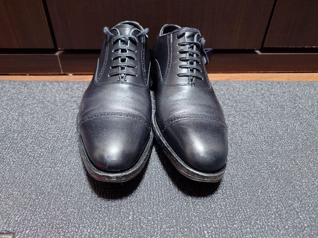 SHETLANDFOX　 内羽根パンチドキャップトゥ　BL