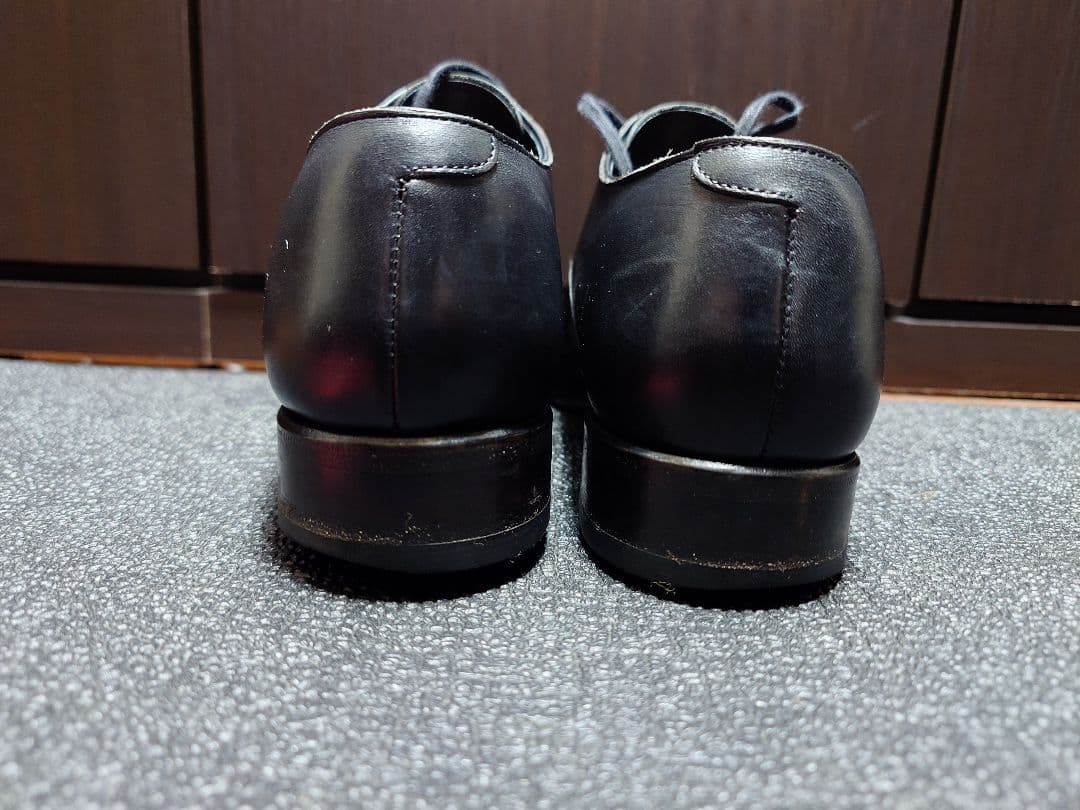 SHETLANDFOX　 内羽根パンチドキャップトゥ　BL