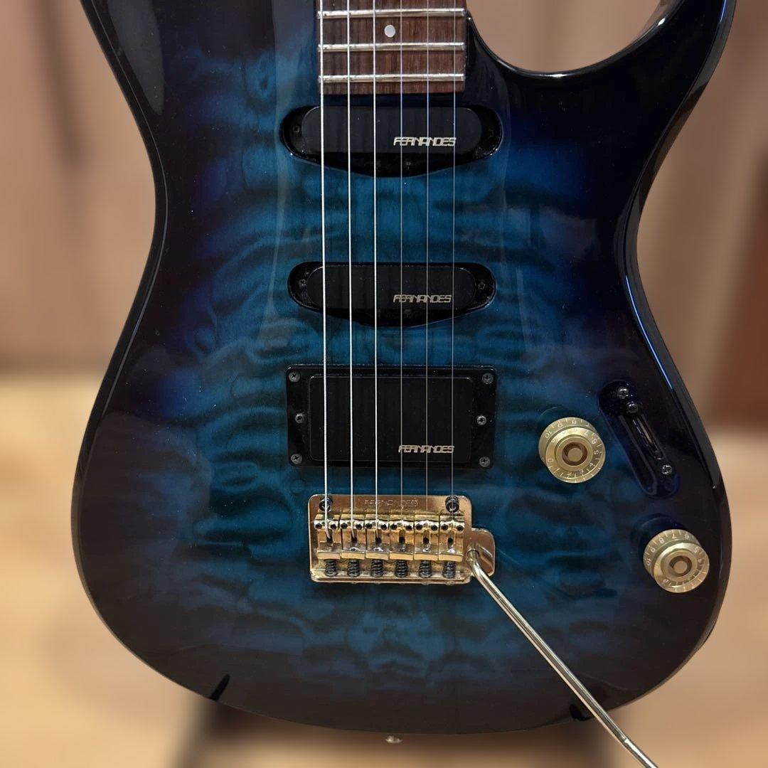 FERNANDES FGZ-420 ゴールドパーツ仕様 トレモロアーム付