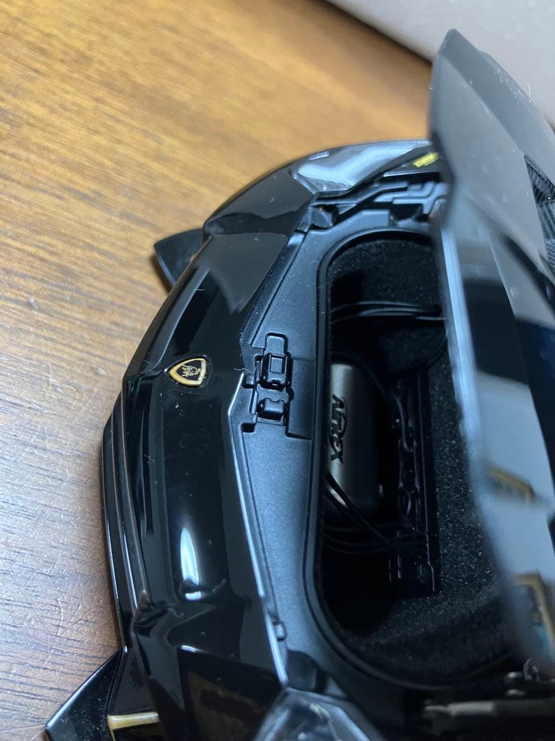 1/18 オートアート　AUTOart ランボルギーニ アヴェンタドールLBWK