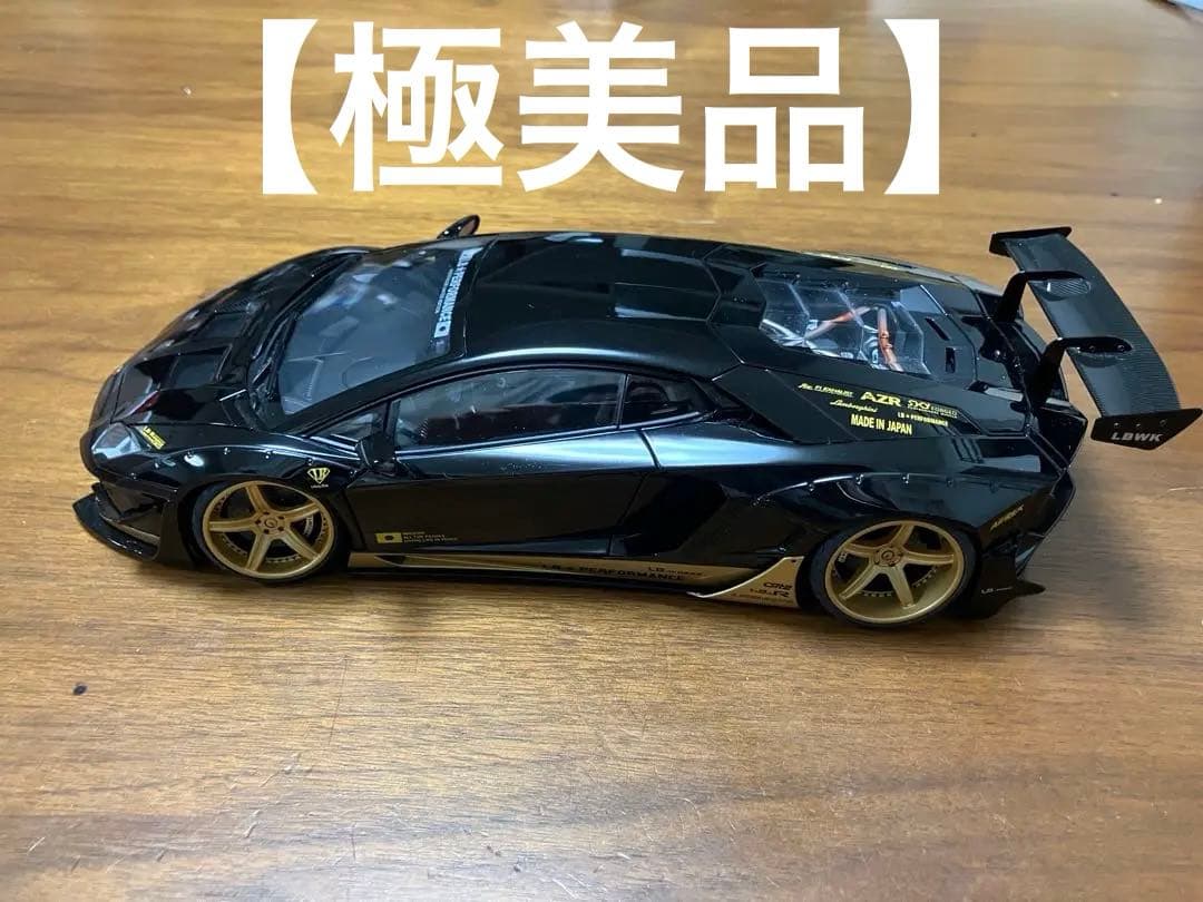 1/18 オートアート　AUTOart ランボルギーニ アヴェンタドールLBWK