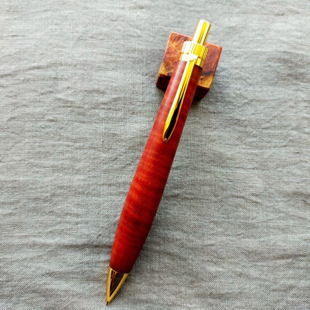 ハンドメイド　木軸シャープぺン　アマゾンジャラ縮杢　0.5mm　天然木　ゴールド