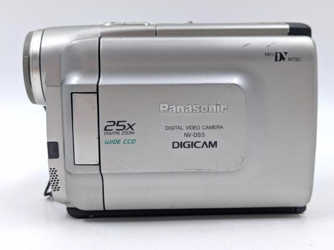 miniDVのダビングに！ Panasonic ビデオカメラ NV-DS5 01