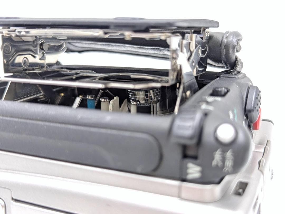 miniDVのダビングに！ Panasonic ビデオカメラ NV-DS5 01