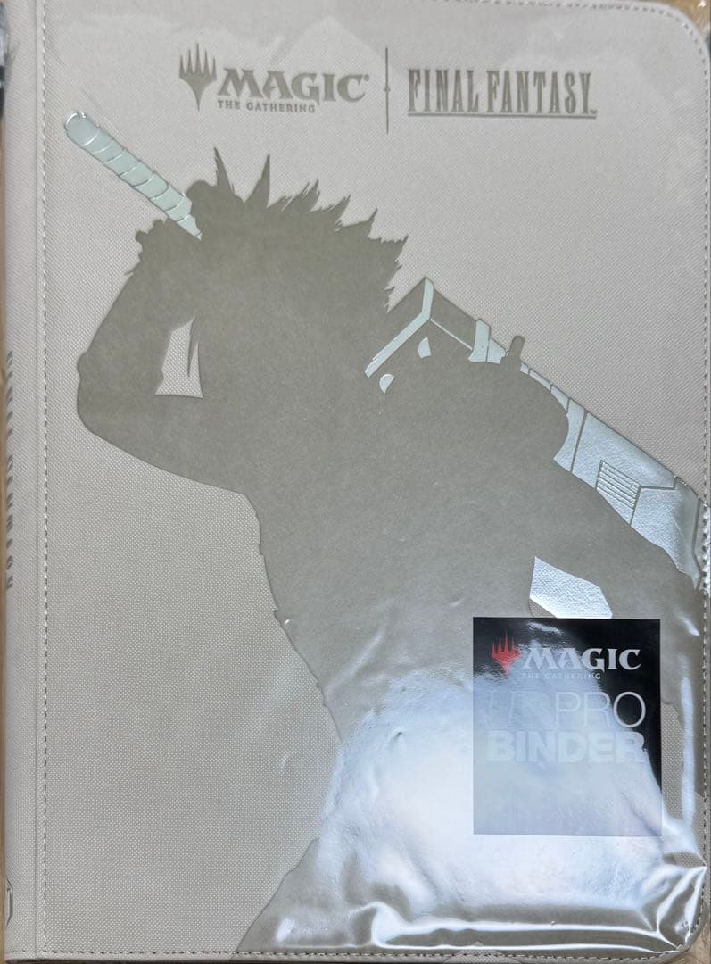 最安 MTG ULTRA PROファイナルファンタジー　プロバインダー　クラウド MTG FF ウルトラプロ バインダー クラウドの通販はau PAY マーケット