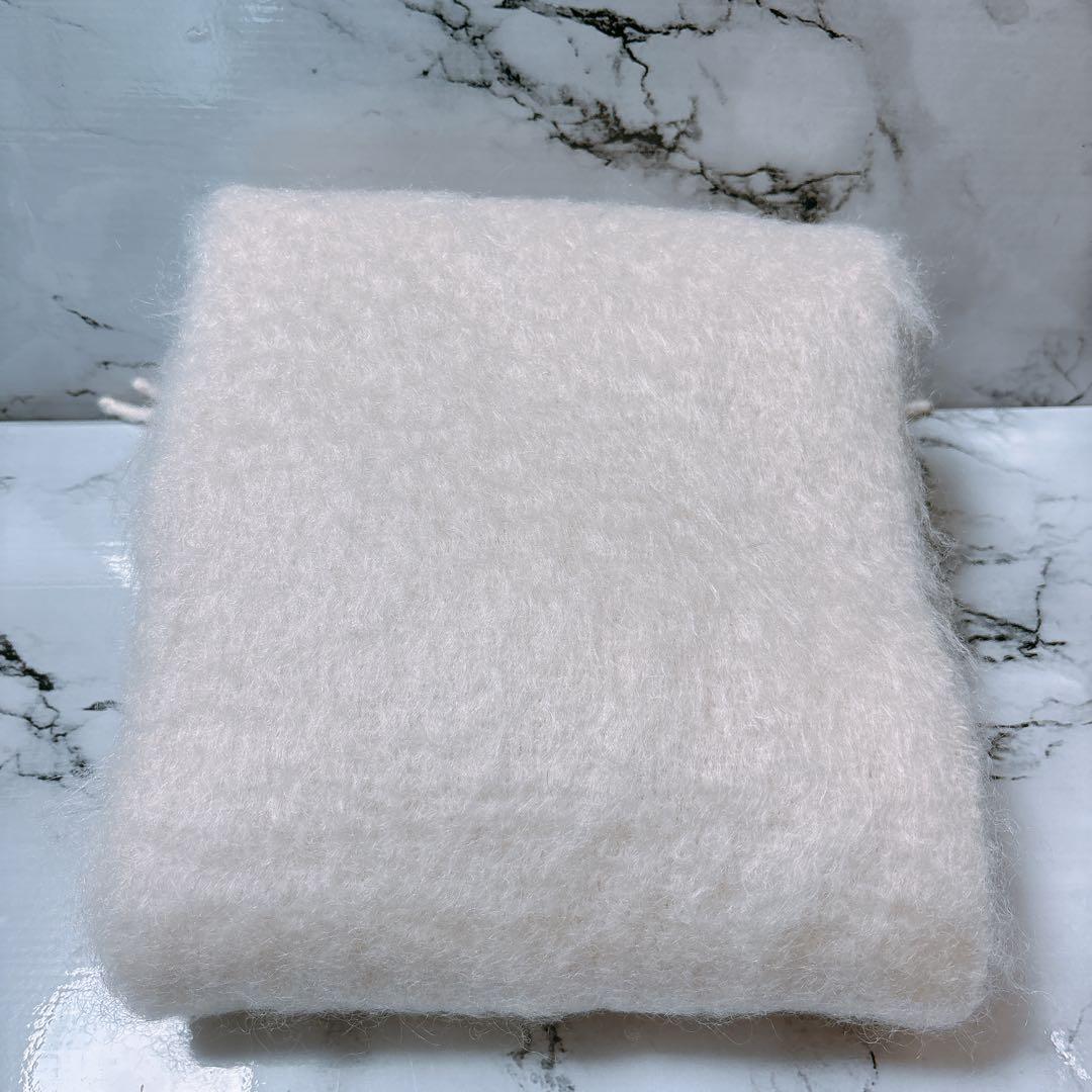 LOEWE ロエベ アナグラム モヘア マフラー ブローチ付き - メルカリ