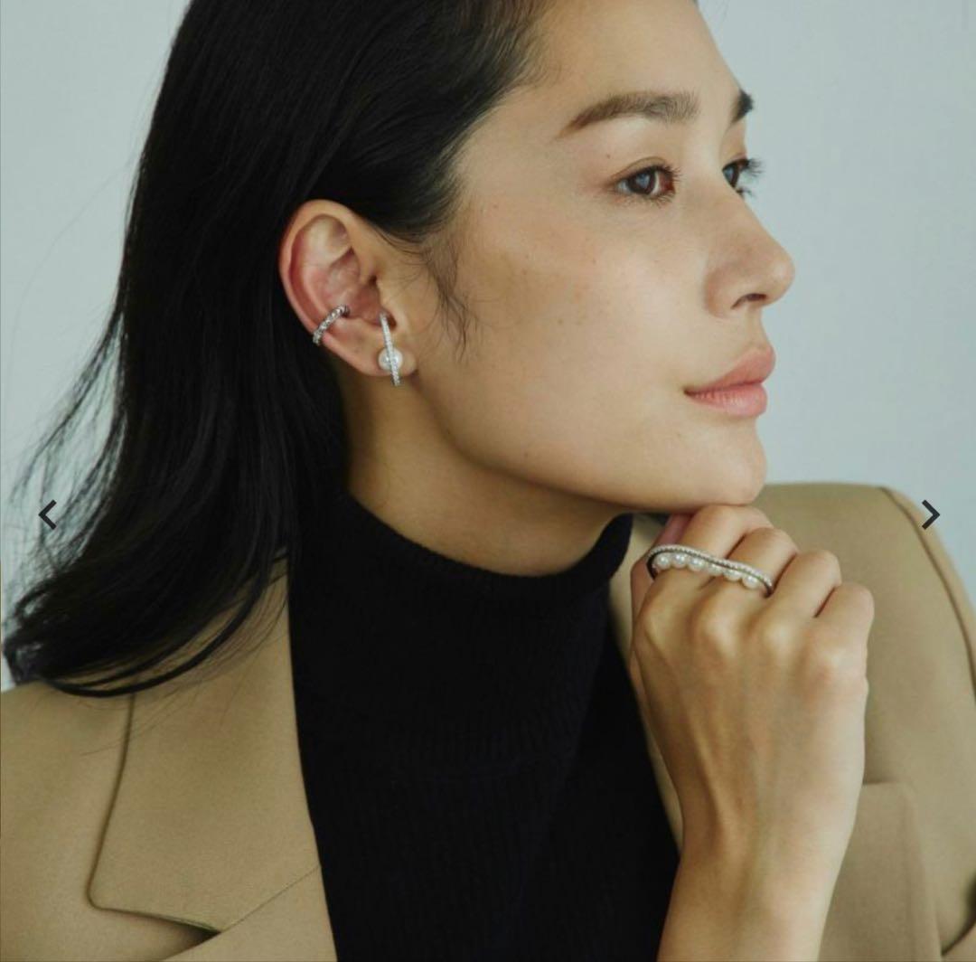 ステラハリウッド　Saoriコラボ　ビジューラインパールフィンガーリング