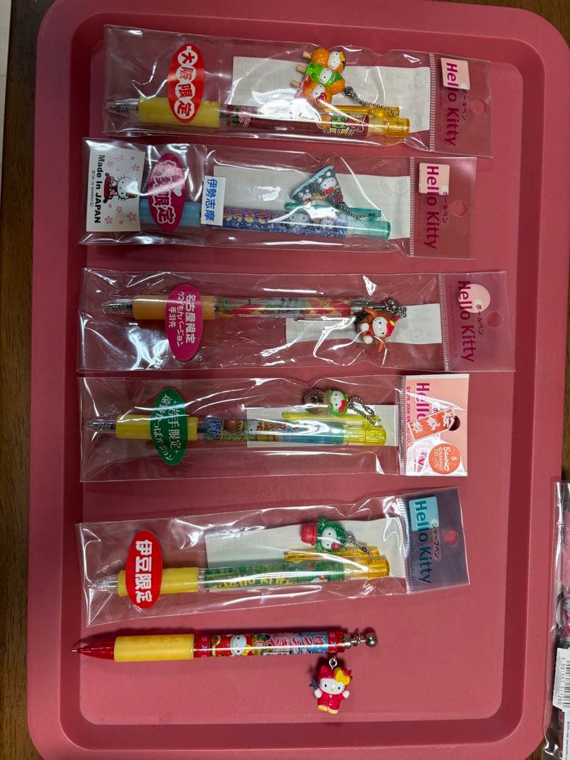 ご当地キティー　ボールペン　根付けストラップ　ストラップ