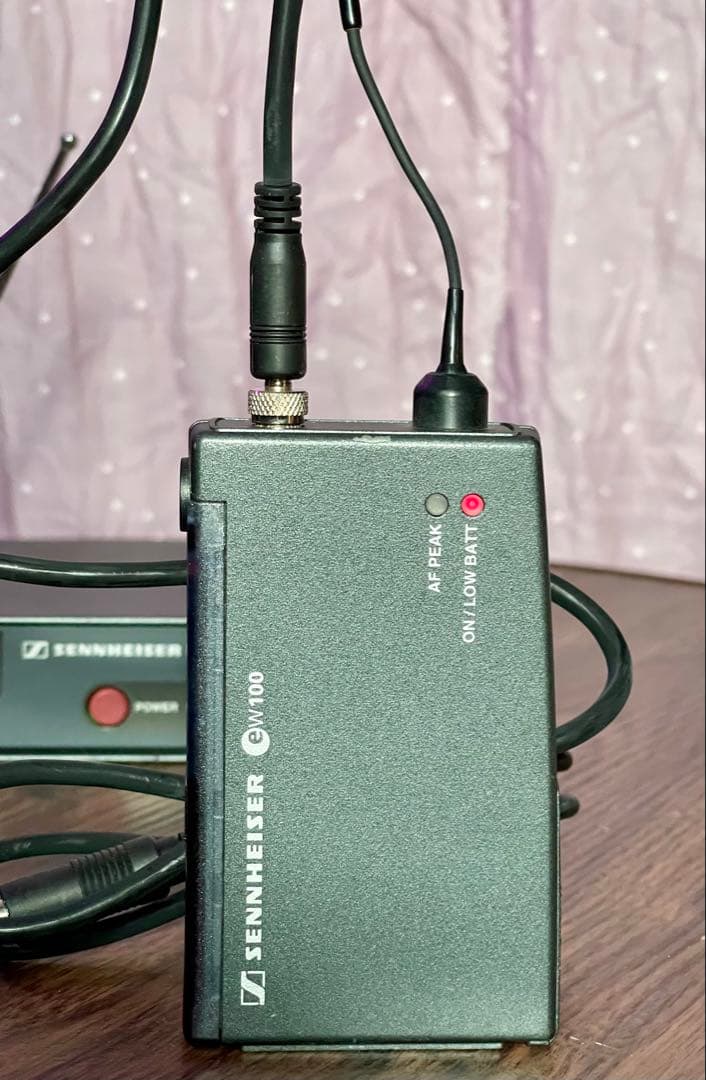 ⑤Sennheiser EW100 B帯 ワイヤレスシステム ラベリアマイク付き