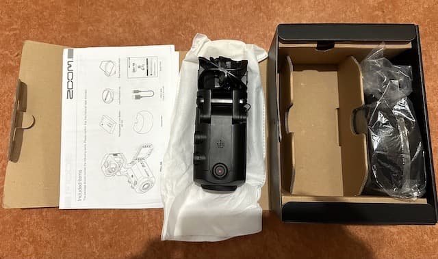 ZOOM Q8n-4K 新品未使用