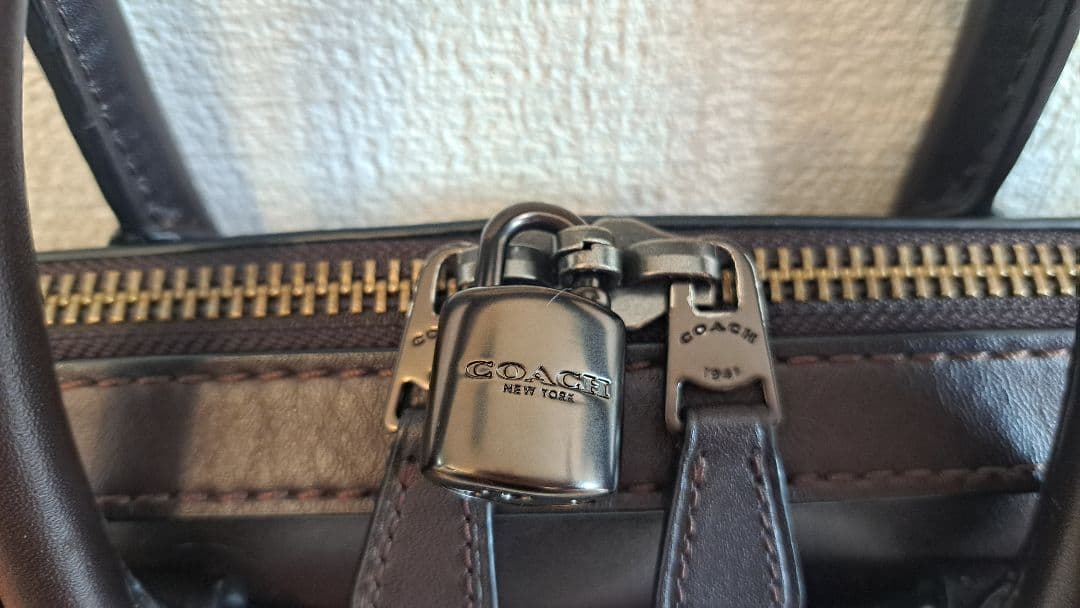 【値下げしました】COACH コーチ メトロポリタン スリムブリーフ