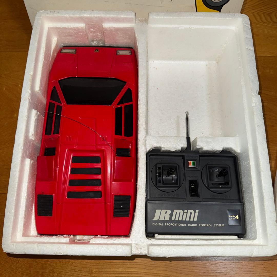 Lamborghini Countach LP400 ラジコンカー