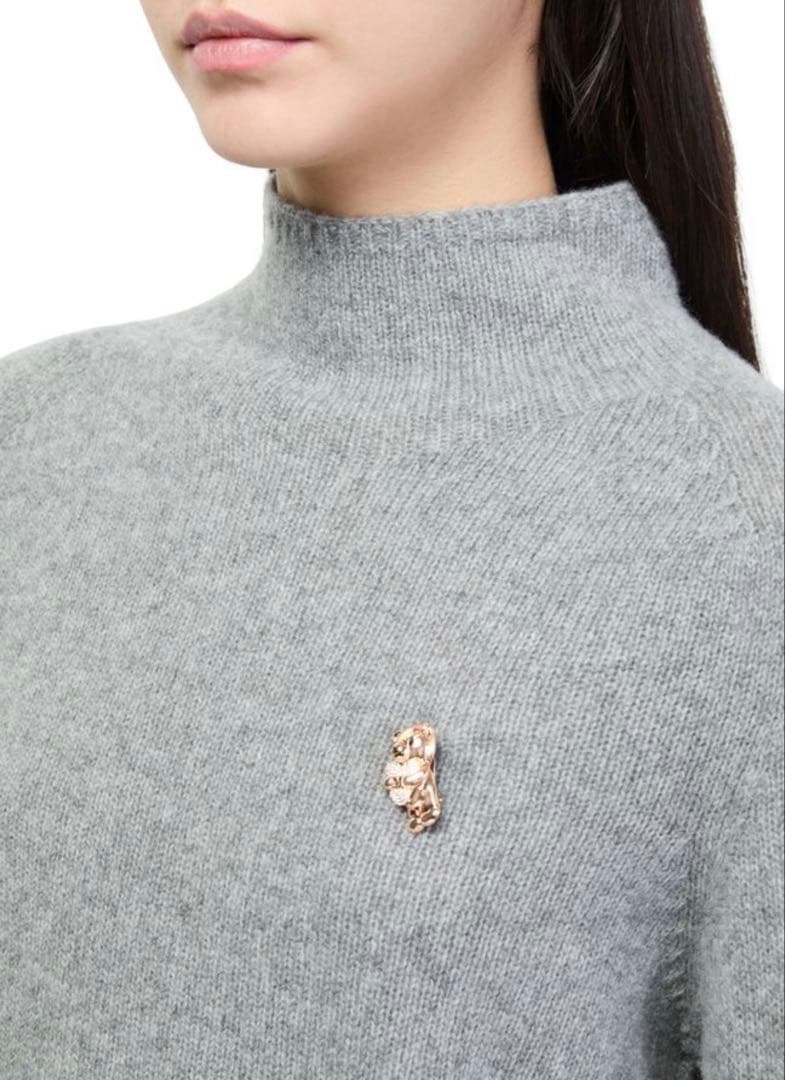 新品 MaxMara SHINYメタル テディ ブローチ heart bear - メルカリ