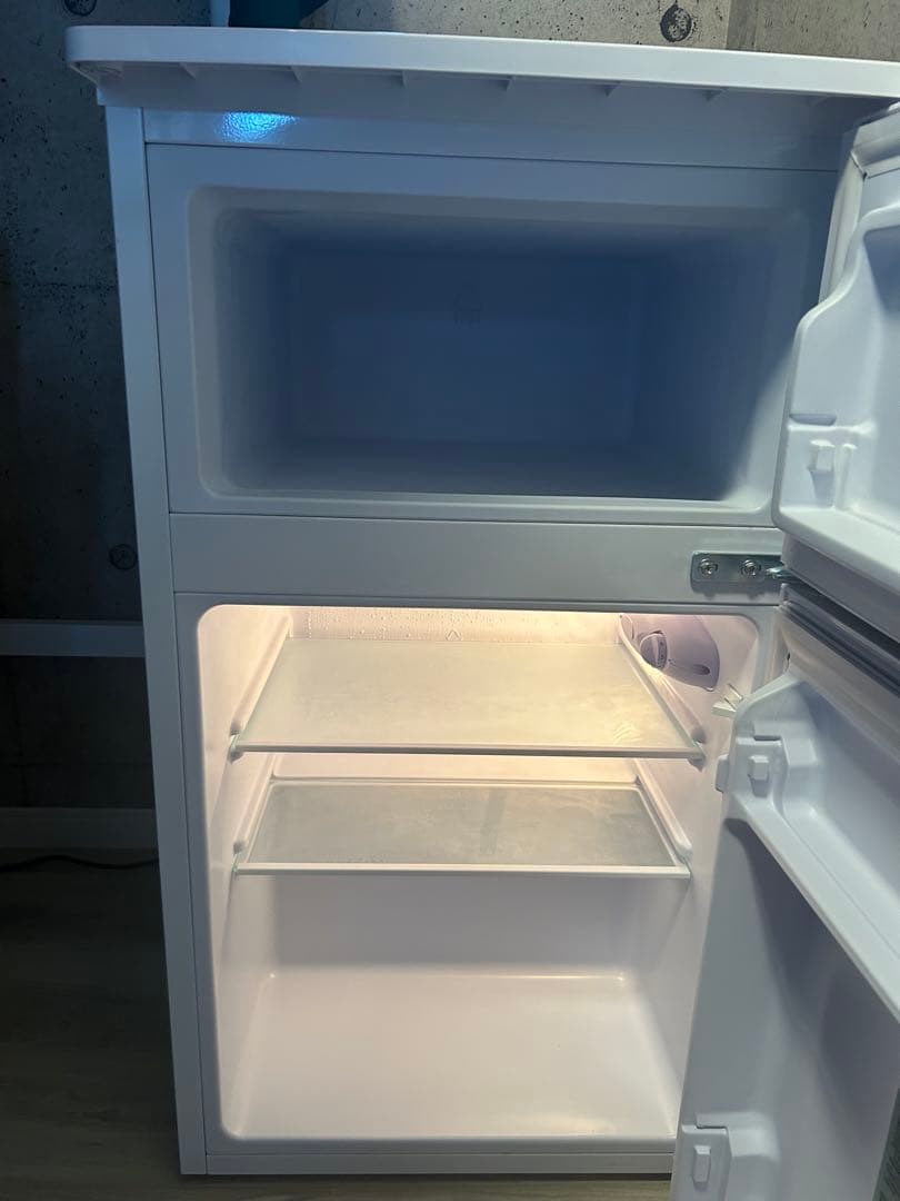 関東限定　ELSONIC 家庭用ノンフロン冷凍庫 2022年製　冷蔵庫