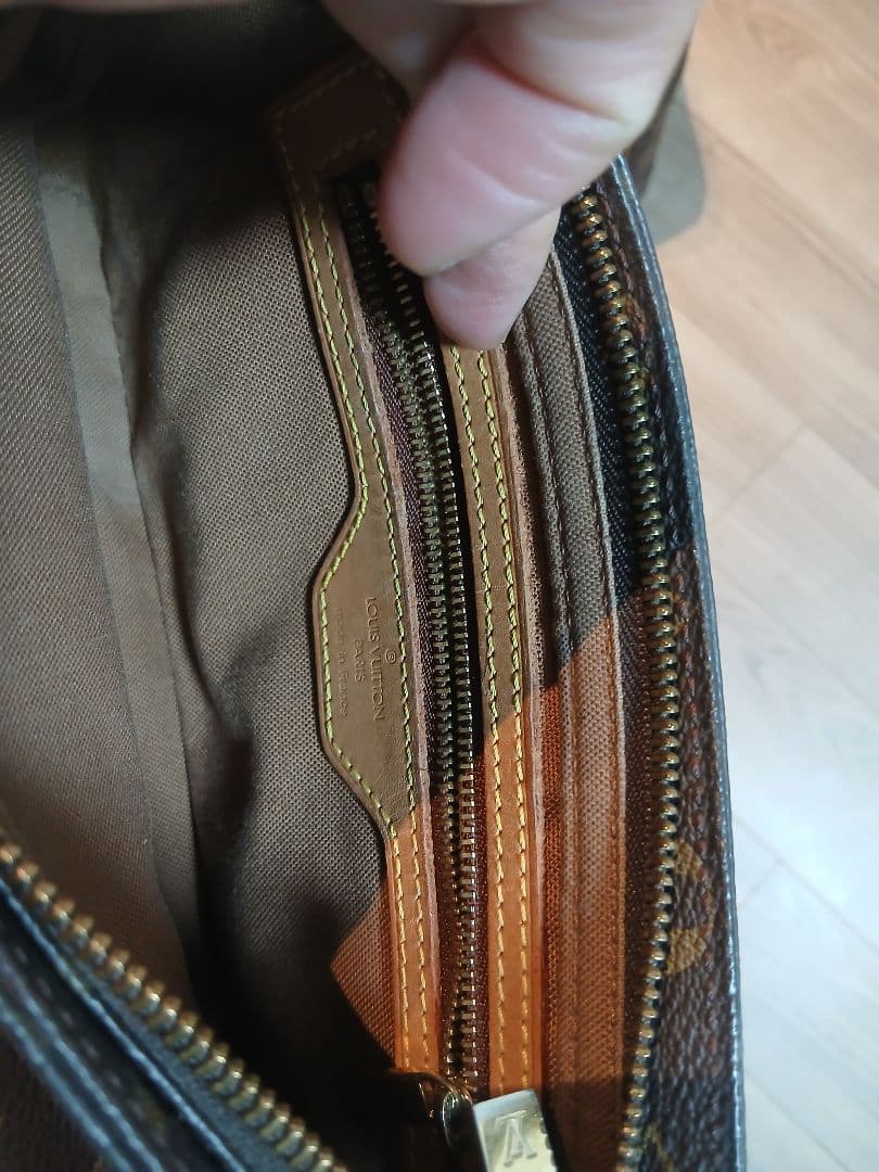 Louis Vuitton ショルダーバッグ ブラウン トロター