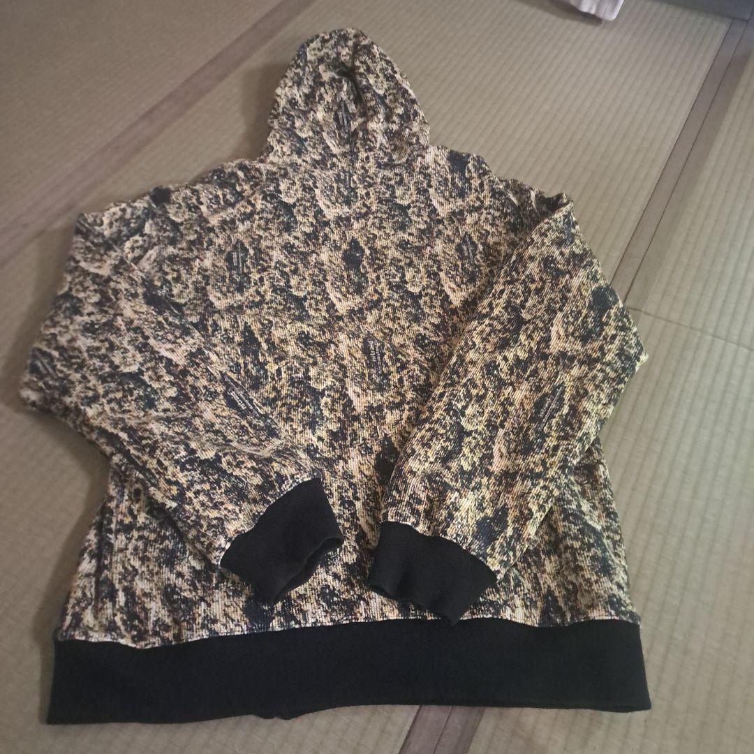 ナイトレイドリアルウィード大麻柄