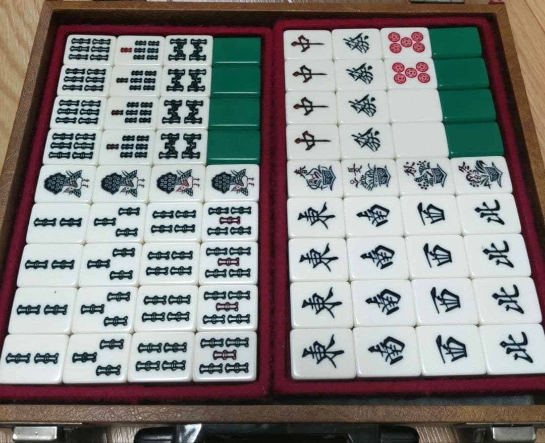 ★希少★美品★ 雀王（背グリーン）麻雀牌