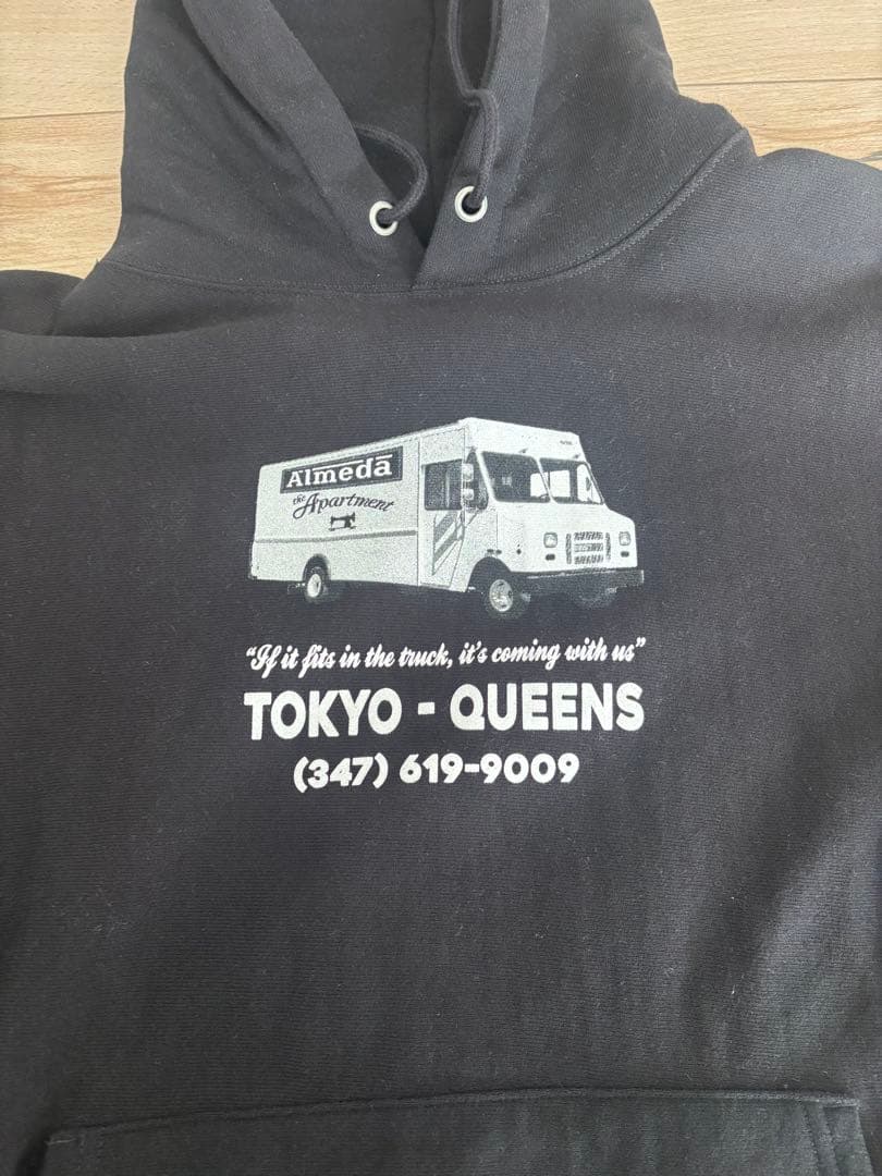 The Almeda Club×The Apartment パーカー