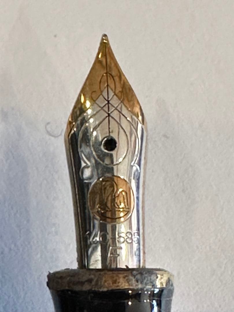 ペリカン 万年筆 14C 585 F ケース付き　PELIKAN