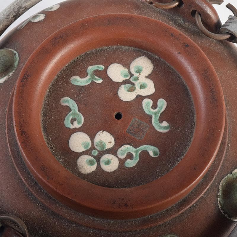 中国鮑県泰製宣興紫砂朱泥古錫装飾花文急須茶壷DR8782