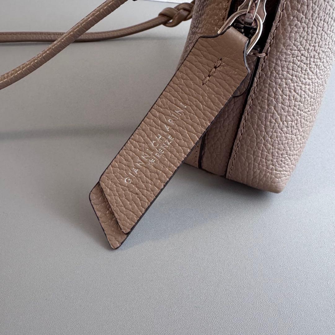 GIANNI CHIARINI ジャンニキアリーニ アルファS