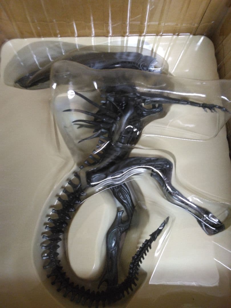 エイリアンクィーン　1/12スケールP.V.C.モデル　未使用品　HOBBY