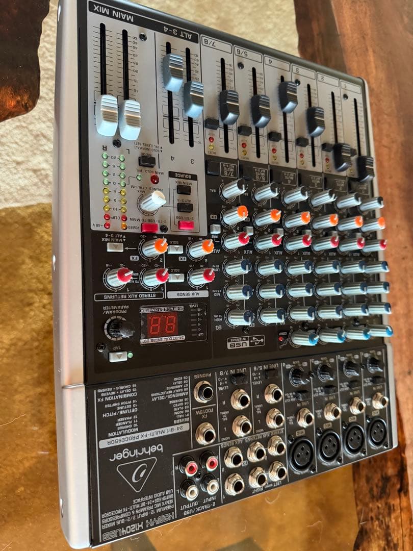 Behringer XENYX X1204USB アナログミキサー