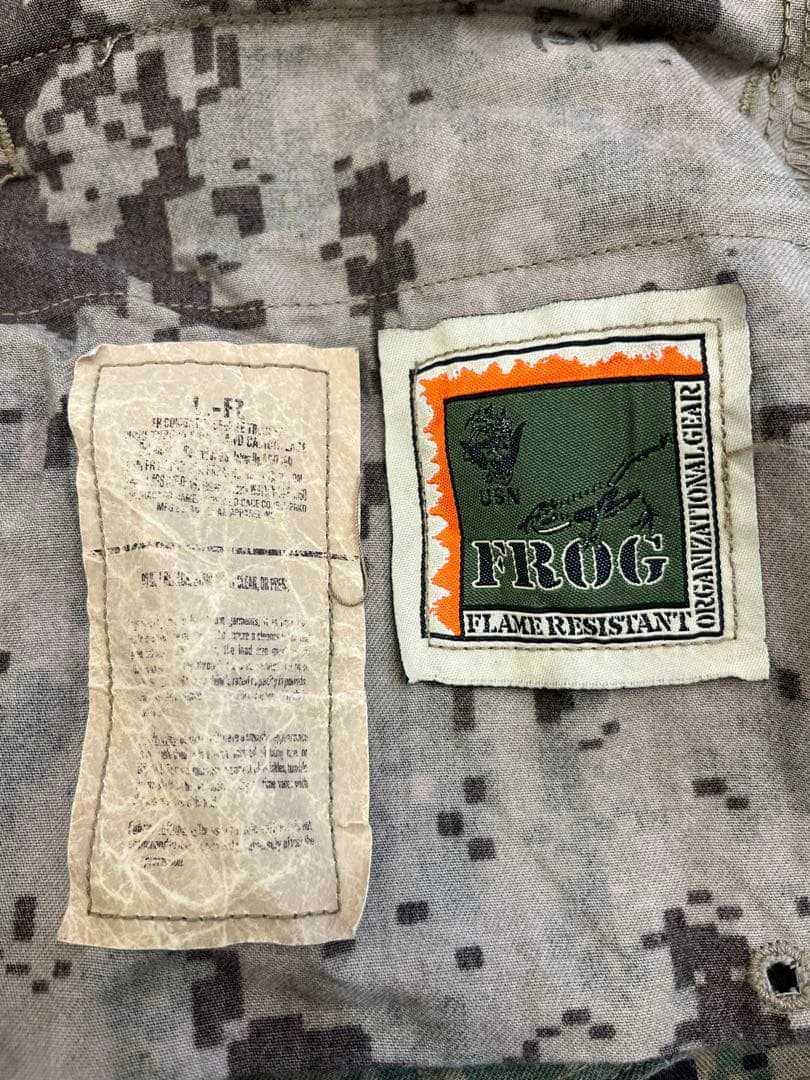米軍 FROG AOR2 コンバットパンツ NAVY シールズ デブグル レア