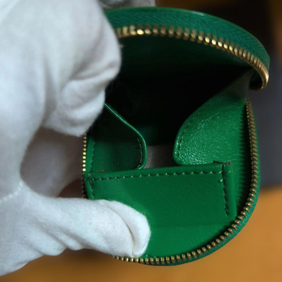 皇居限定ケース　緑(グリーン)　新品未使用品（箱、購入時保存付き）