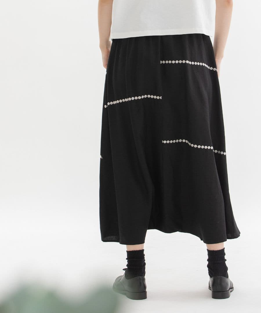 nop de nod リネンレーヨンライン刺繍サルエルバルーンパンツ