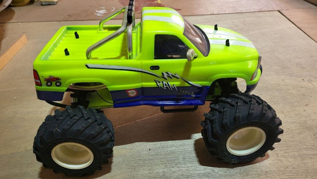 ラジコン　部品　部品取りにどうぞ