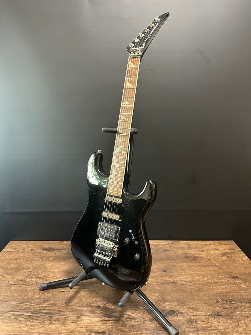 ARIA PRO II DIAMOND SERIES ストラト