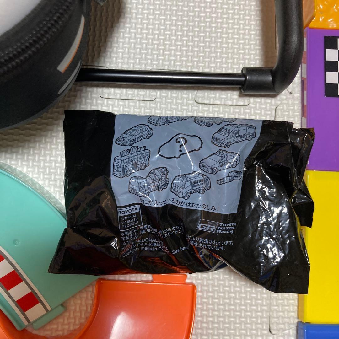 まとめ売り　ハッピーセット　トミカ　トミカコース　キャリーケース