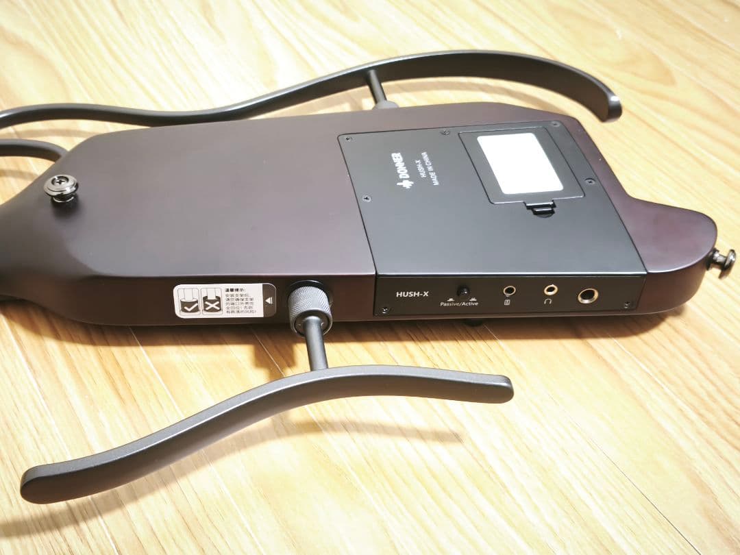 こうさん専用　Donner HUSH-X エレキギター サンバースト