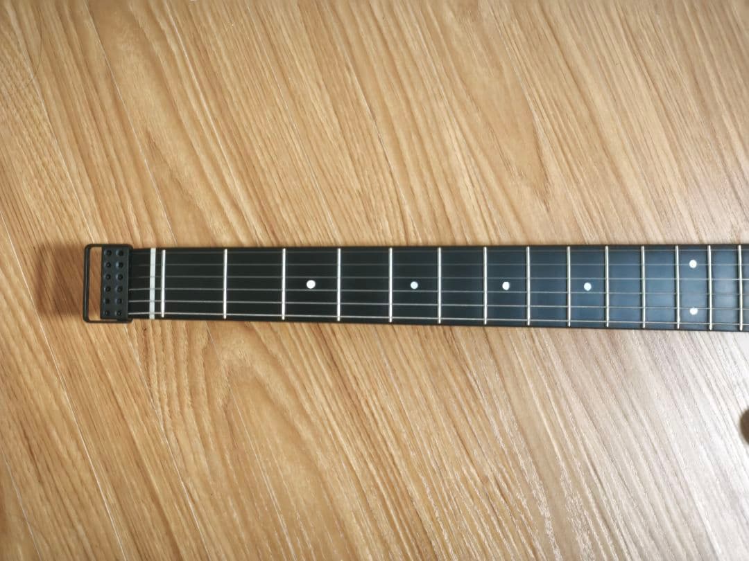 こうさん専用　Donner HUSH-X エレキギター サンバースト